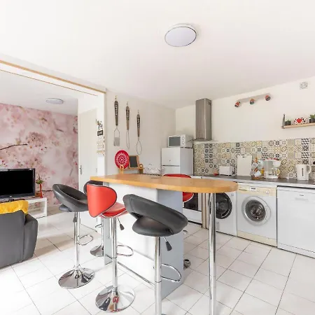 Σπίτι διακοπών Sunlit Garden Escape Normandy *