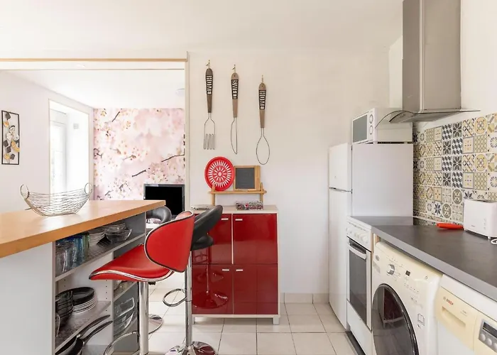 Sunlit Garden Escape Normandy *